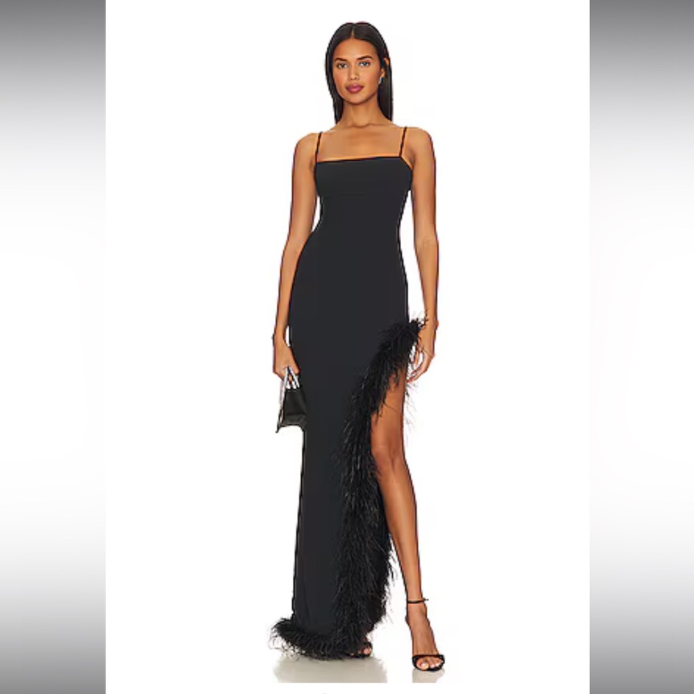 Tavianna Gown
Lovers and Friends